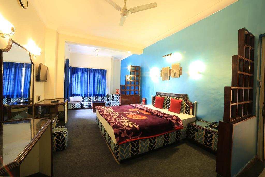 Hotel Maganji'S مونت ابو المظهر الخارجي الصورة