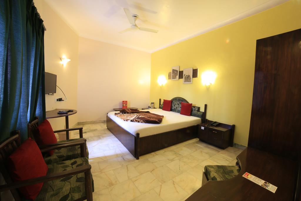 Hotel Maganji'S مونت ابو المظهر الخارجي الصورة