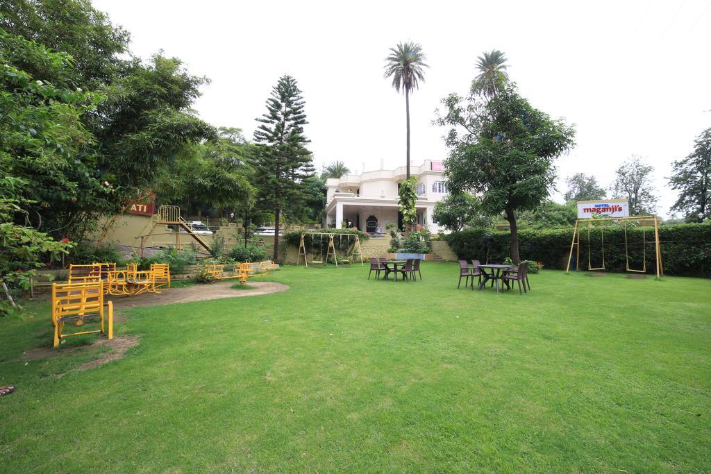 Hotel Maganji'S مونت ابو المظهر الخارجي الصورة