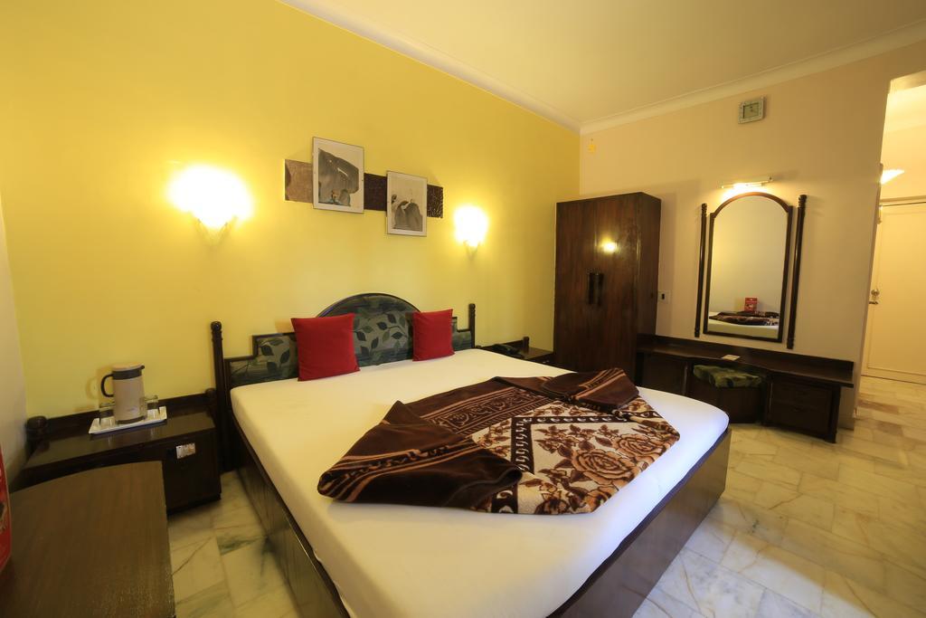 Hotel Maganji'S مونت ابو المظهر الخارجي الصورة